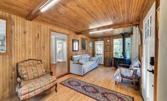 Pet-Friendly Springville Cabin Near Kentucky Lake!