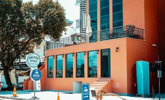 Deniz Otel