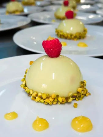 Brit Hotel de La Côte des Havres Отели в г. Манш