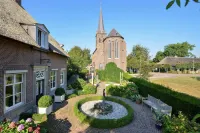De Oude Pastorie Macharen Hotels near Woonboulevard Oss