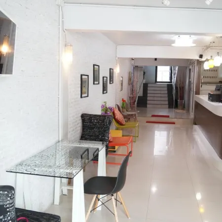 Ma Non Nont Hotel & Apartment