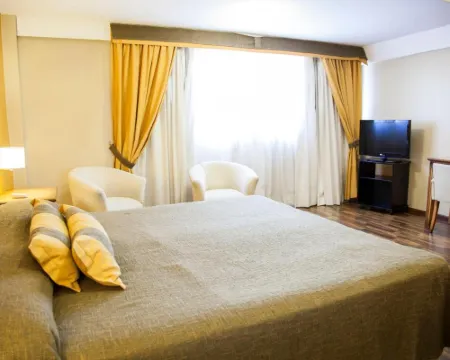 Tritone Hotel Hoteles en Buenos Aires