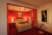 Hotel Millennium Hotels near Park za pse