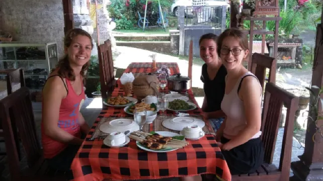 Edy Homestay Makanan Photos