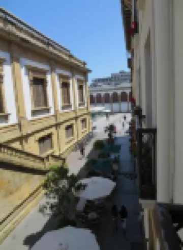 普拉多故宮旅館