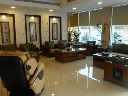 Toot House Jeddah Отели рядом с достопримечательностью «Bicycle Square (Midan Addarajah)»