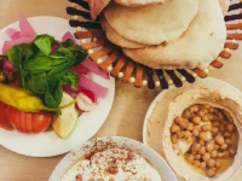 Damask Rose, Lebanese Guest House Hotels in Zouq Mosbeh