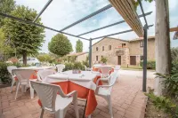 Casa Vacanze Vecchio Granaio Hotels in Corciano