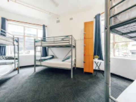 Maze Backpackers - Sydney Hotels in Sydney