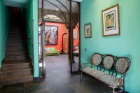 Palacio Sirvente Mieres - Parking Gratuito Hotels in Arjona