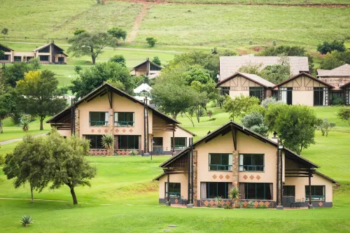 Aha Alpine Heath Resort Hotel di Bergville