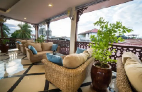 Spice Palace Hotel