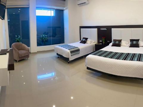 Hotel Innova