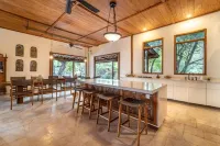 Villa Pulau Cinta Boutique Suites Các khách sạn ở Gili Meno