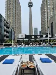 Radisson Blu Toronto Downtown - Pool