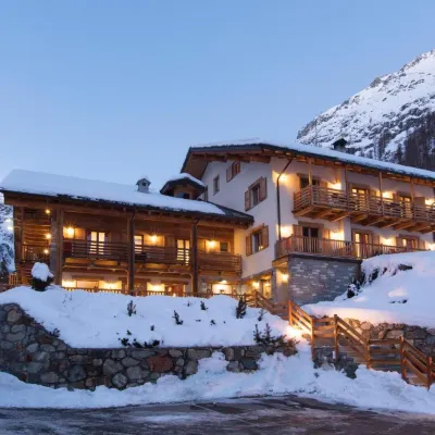 Ellex Eco Hotel Hotels near MonterosaSPA