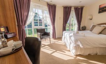 The Dewdrop Inn