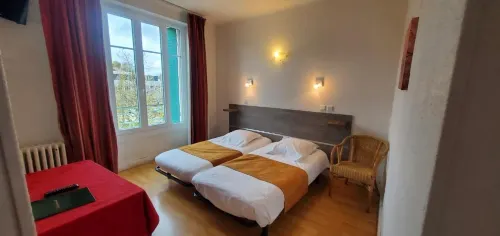 Hotel Bar Restaurant Saint Paul Hotels in Verdun