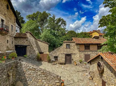 Hotel Cosgaya Отели в г. Lon