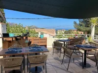 Hôtel le Clos du Dramont - พร้อมอาหารเช้า