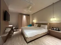 The Supreme Hotel and Banquet