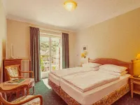 Amadeus Ora & Amore Hotels in Ora