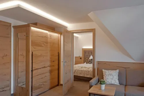 Metzgerei Gasthof Romantik Hotel der Millipp - parking