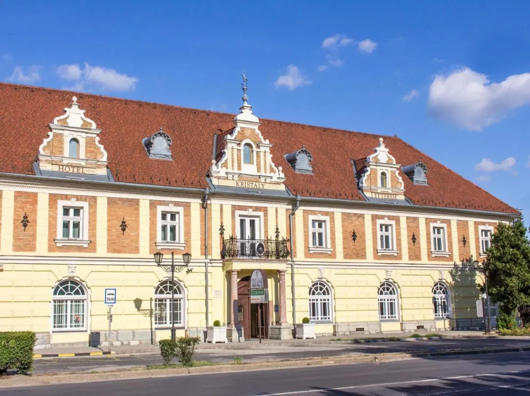 Hotel Kristaly Imperial - Tata