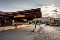Red Stone Inn Hotels in Moab