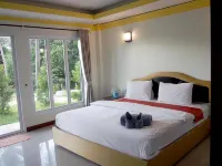 Lake Terrace Resort
