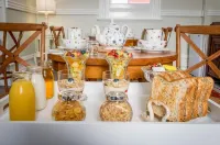 Fremantle Bed & Breakfast - breakfast