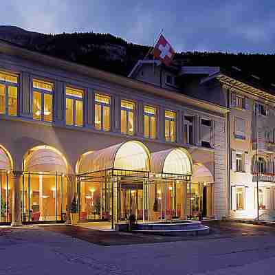 洛伊克巴德溫泉飯店 Hotel Exterior