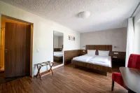 Garni Hotel Henn