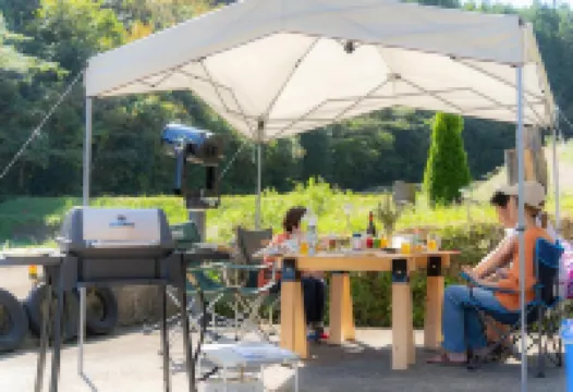 Share Creative&Bed Adonoan