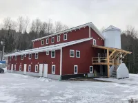 MAD River Lodge Hotels in Fayston