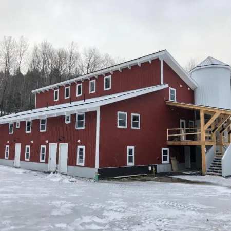 MAD River Lodge