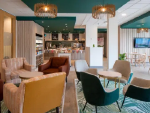 Bisham Abbey National Sports Centre Hotels in Marlow