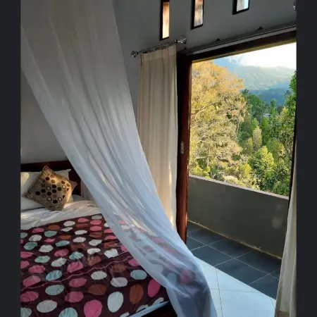Sugi Gede Homestay