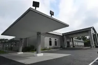 Whalers Inn and Suites Hotels in New Bedford