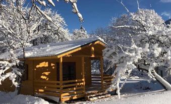 Camping, Hôtel de Plein Air les Cariamas