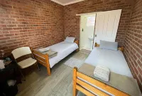 Village Lodge Harrismith Hotel a Harrismith