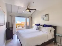 Gorgeous Catalina Island Condo with Golf Cart! Ξενοδοχεία στην πόλη Avalon