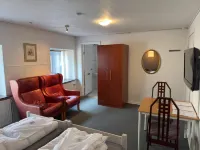 Marskture's Motel