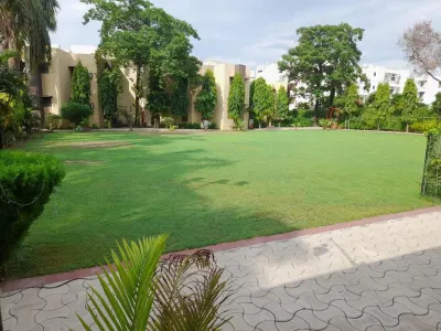 Chinmay Hotel & Resort Hotels in Muzaffar Nagar Ghusval