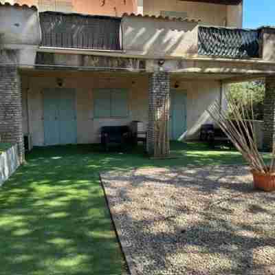 Les Salons du Bastier Hotel Exterior