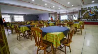 Intersur Independencia - sarapan