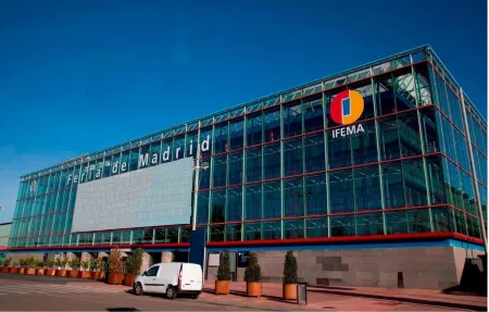 Hostal Juan XXIII Отели рядом с достопримечательностью «San Sebastián de los Reyes The Style Outlets»