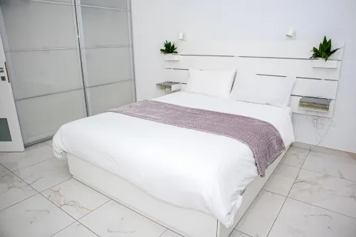 A52 - Apartment with Sea and Country Views