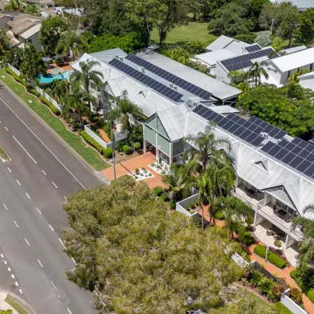 At the Sound Noosa Motel