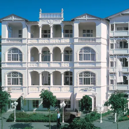 Hotel Vier Jahreszeiten Binz - Adults Only